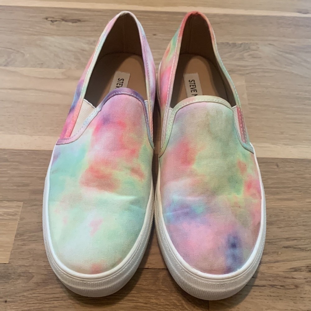 STEVE Madden Toshe Rainbow Tie Dye Canvas Slip-On Sneakers Women’s 7.5 - Picture 2 of 12